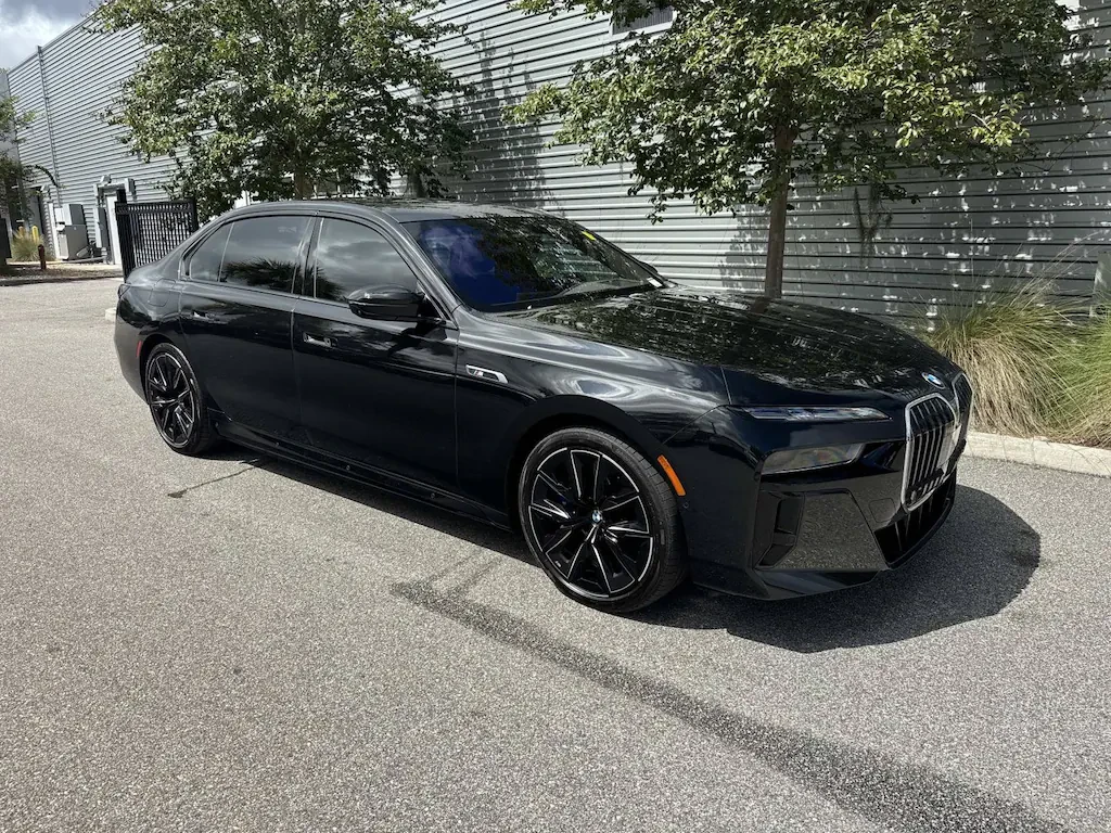 2023 BMW i7 xDrive60 M Sport